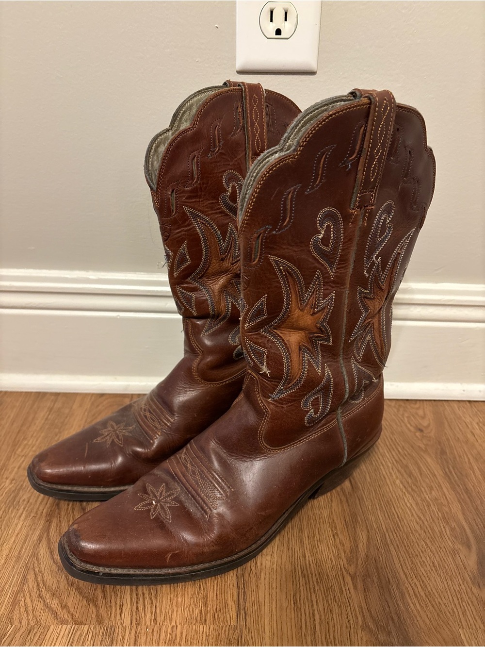 Ariat Women’s Manzanita Brown Embroidered Western Cowgirl Boots Size 9B
